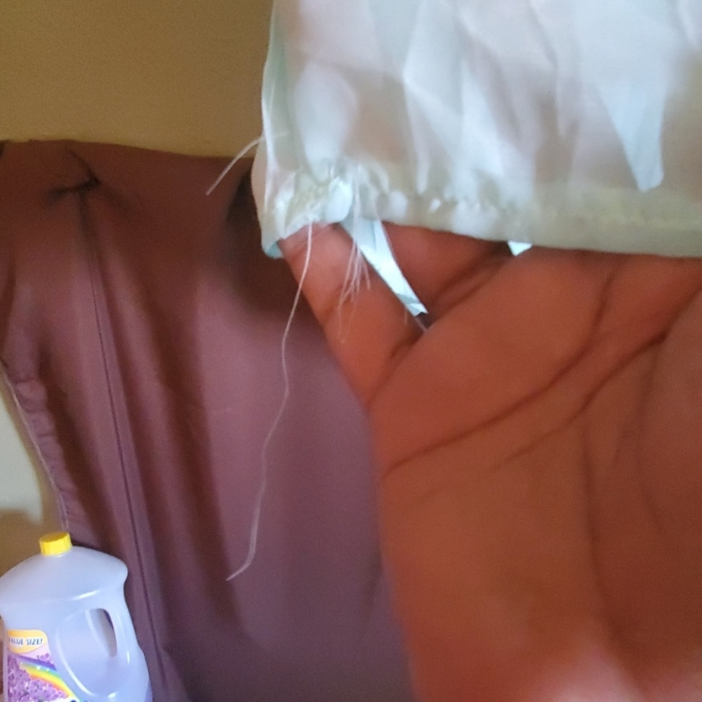 Beautiful blouse! - Picture 7 of 8